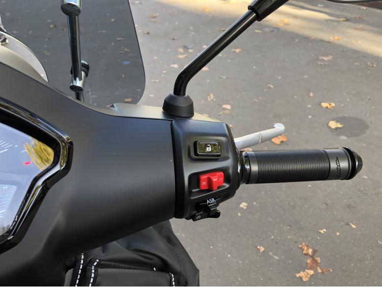 VESPA GTS 310 SUPER SPORT HPE GARANTIE 05/2027