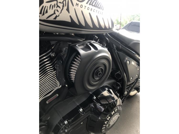 INDIAN CHIEF DARK HORSE 1890 TANK MACHINE GARANTIE 12/2026