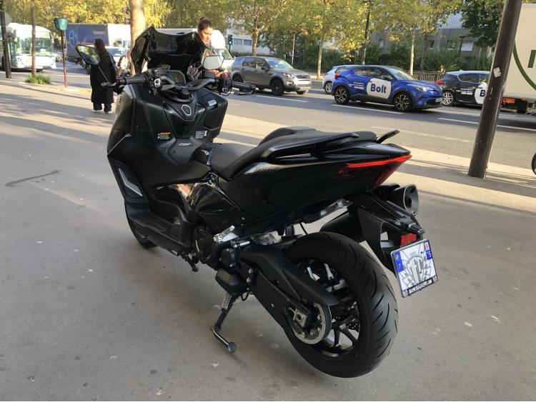 YAMAHA XP T-MAX 560 TECH MAX ABS