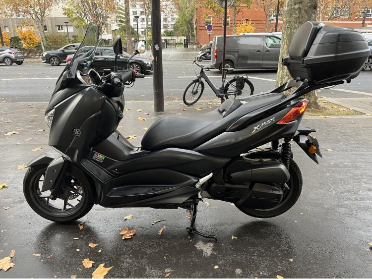 YAMAHA XMAX 125 abs