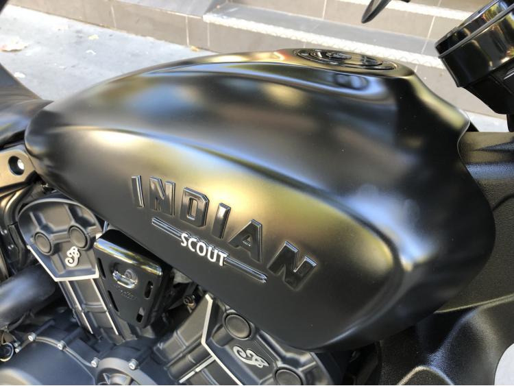INDIAN SCOUT ROGUE 1133 