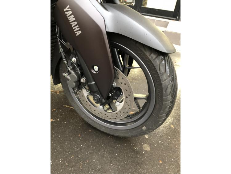 YAMAHA XMAX 300 Tech Max GARANTIE 07/2030