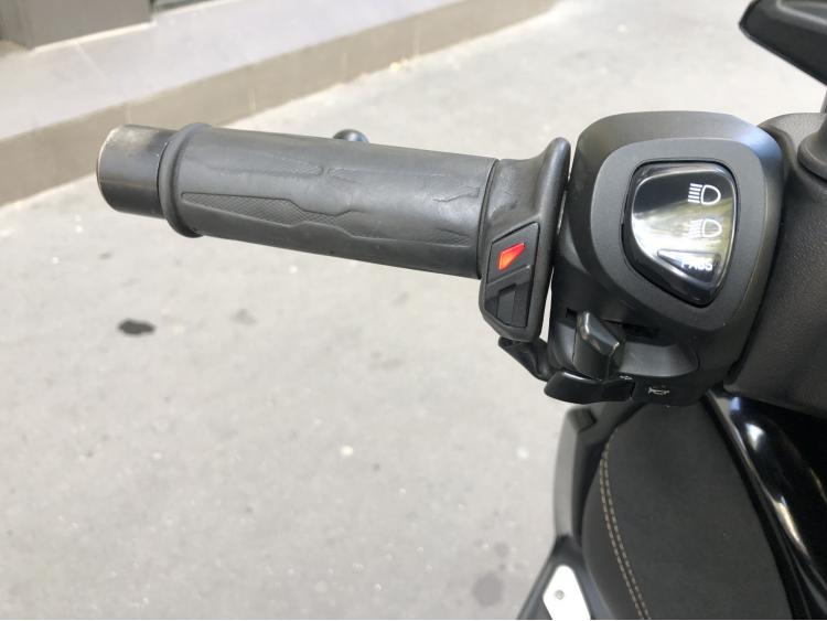 YAMAHA XMAX 125 IRON MAX ABS