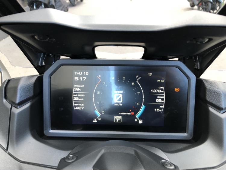 YAMAHA XP T-MAX 560 TECH MAX GARANTIE 07/2030