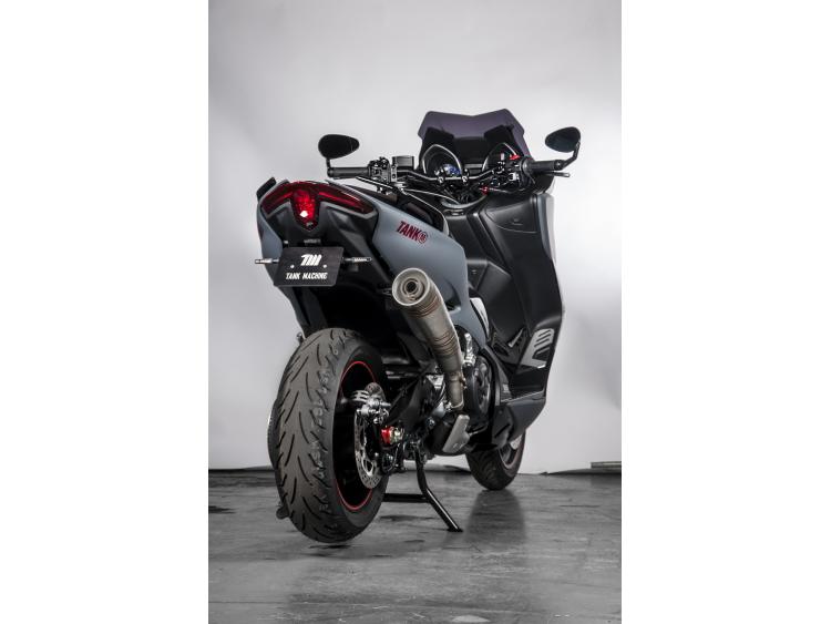 TMAX 560 TANK M