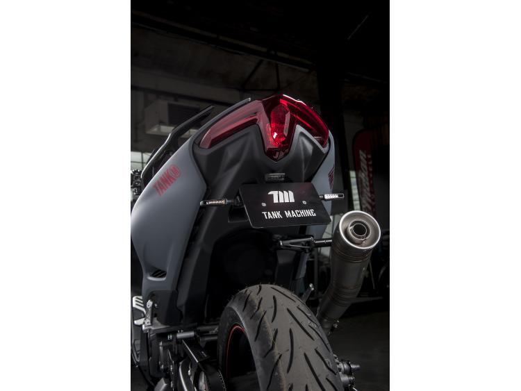 TMAX 560 TANK M